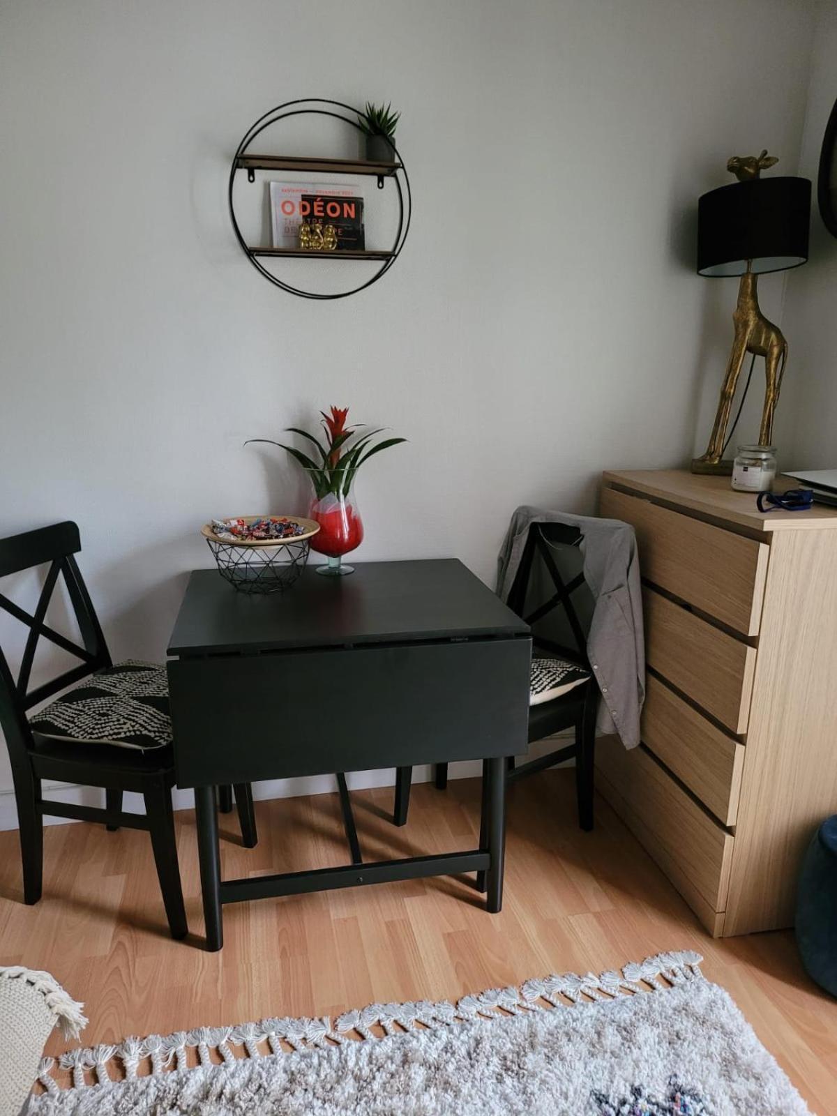 Mon Paris Apartment Room photo